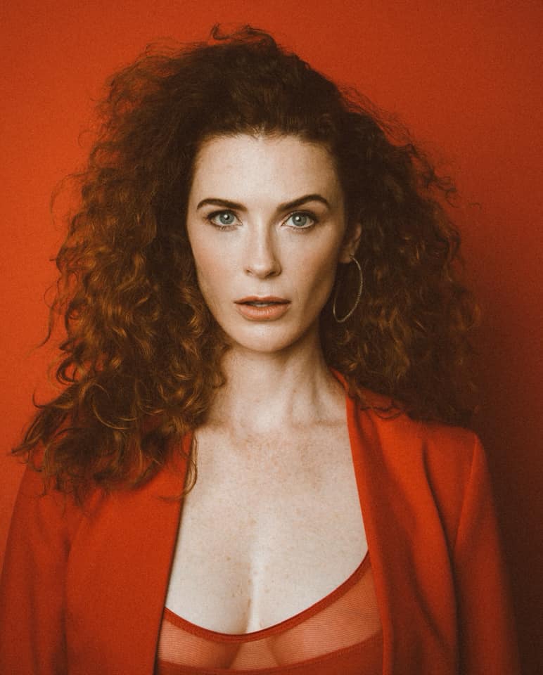 Bridget Regan - Photo