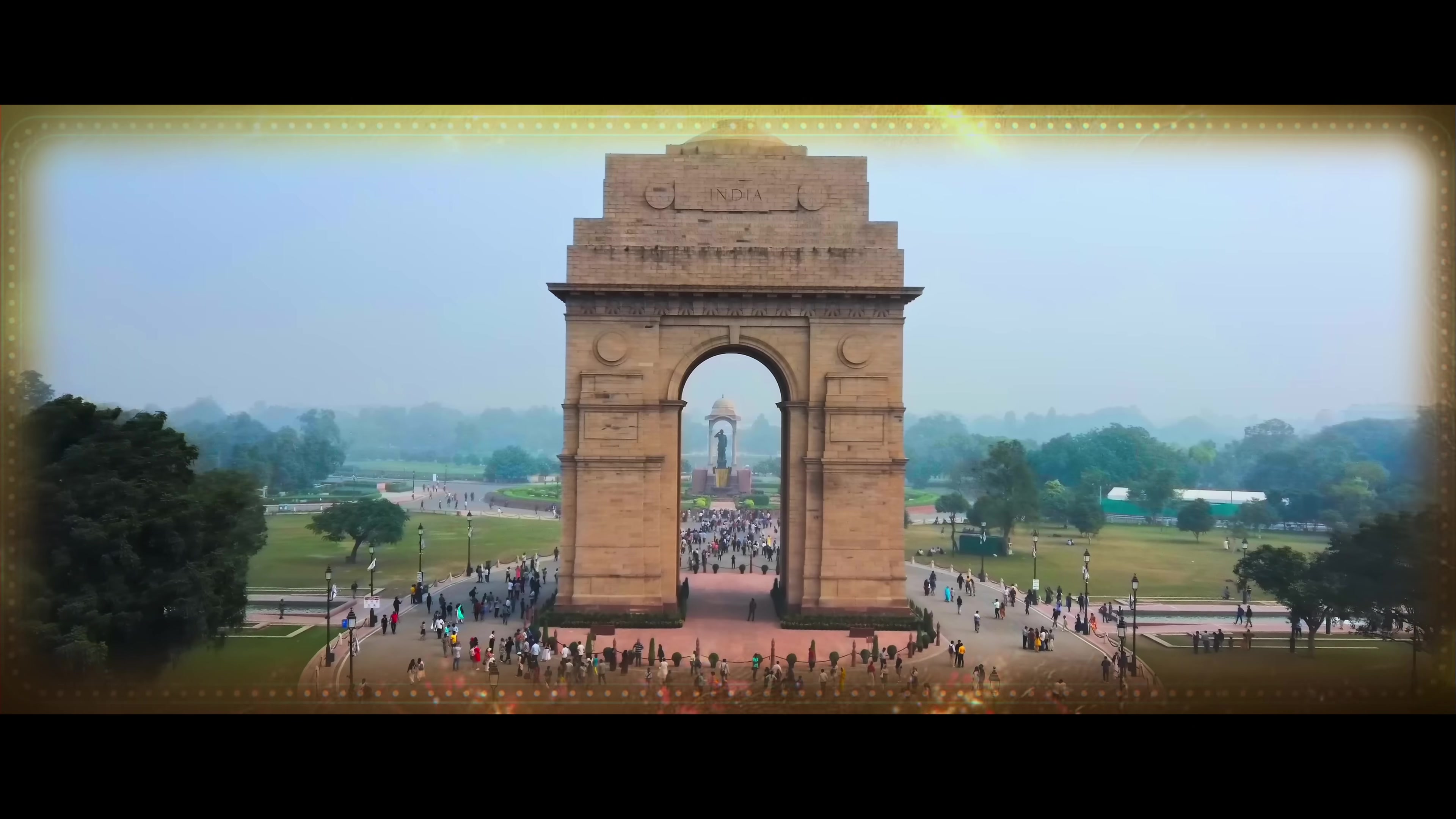 Mere Husband Ki Biwi Official Trailer 21.02.2025