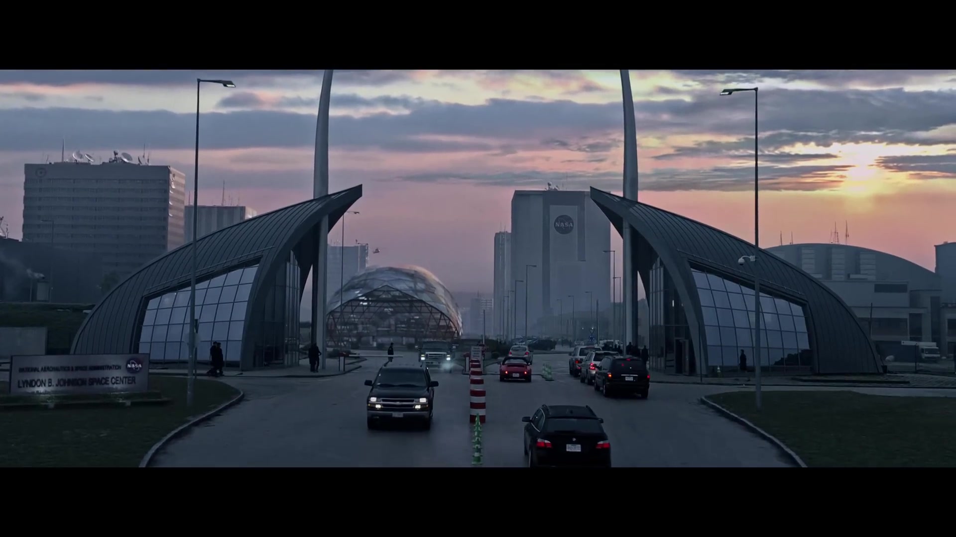 The Martian Teaser Trailer