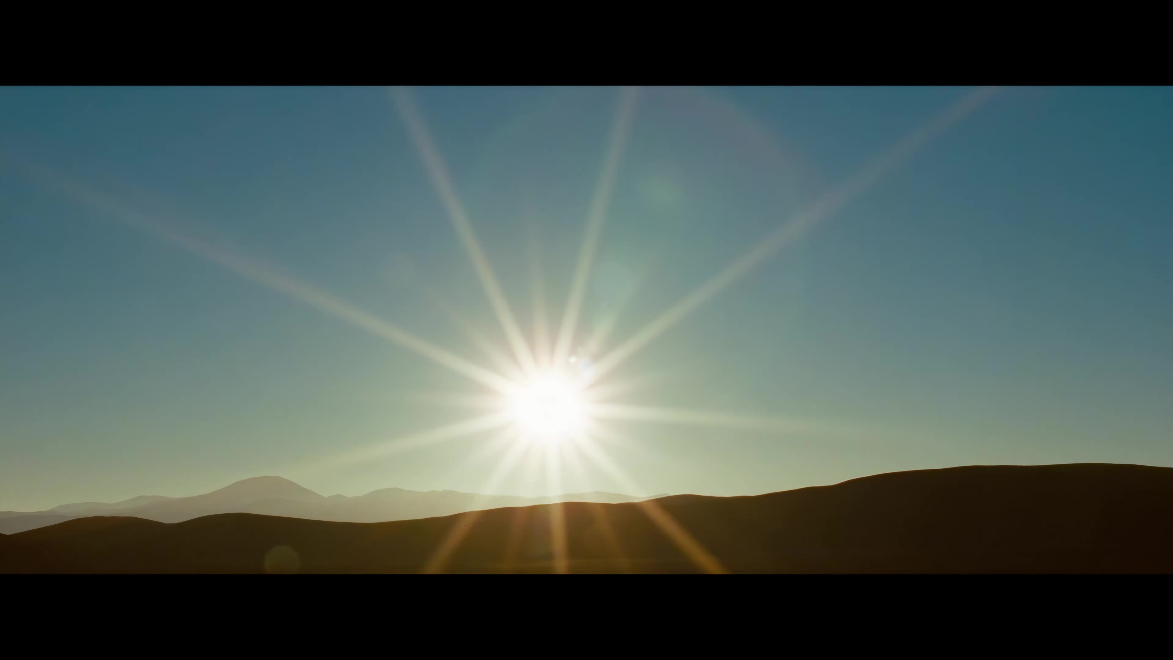 James Bond 007 _Quantum of Solace 2008 Trailer  4K